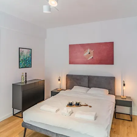 Wawel - Location, Workspace - By Rentujemy Apartment *