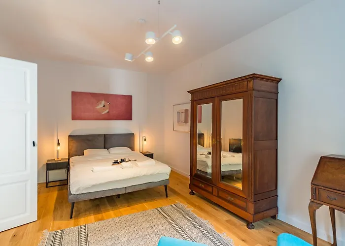 Wawel - Location, Workspace - By Rentujemy * Kraków